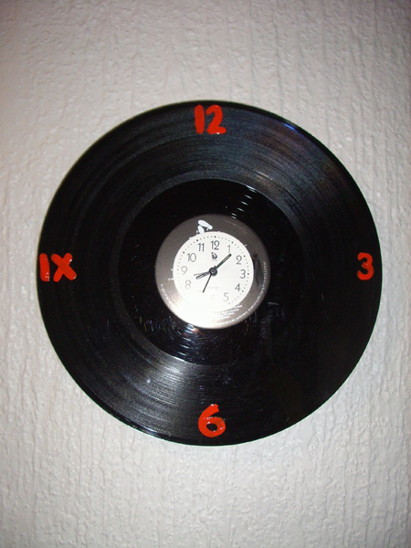 Reloj con disco de vinilo - MariMari