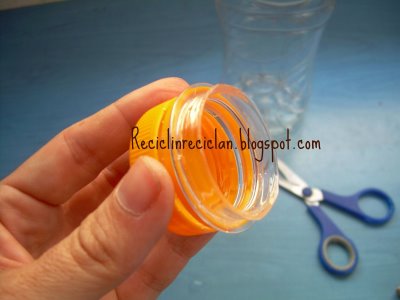 Tutorial Cómo hacer un pastillero con botellas plastico - Marisilla - Reciclin Reciclan