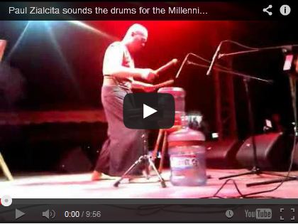 Paul Zialcita sounds the drums for the Millennium Development Goals by ninaterol